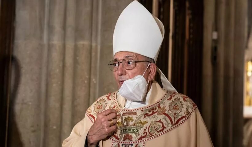 Bishop Nicholas DiMarzio attends an NYPD Mass honoring members who died of COVID-19 at St. Patrick's Cathedral in Manhattan on October 5, 2020. (photo: Lev Radin / Shutterstock)