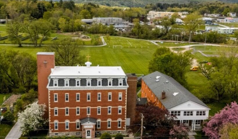 Rutland’s former Loretto Home senior living facility, as pictured in recent advertisements offering it for sale. Pomerleau Real Estate photo